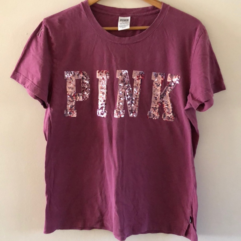 VS PINK T